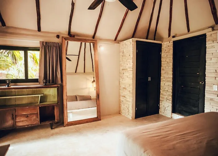 Hotel Tribal